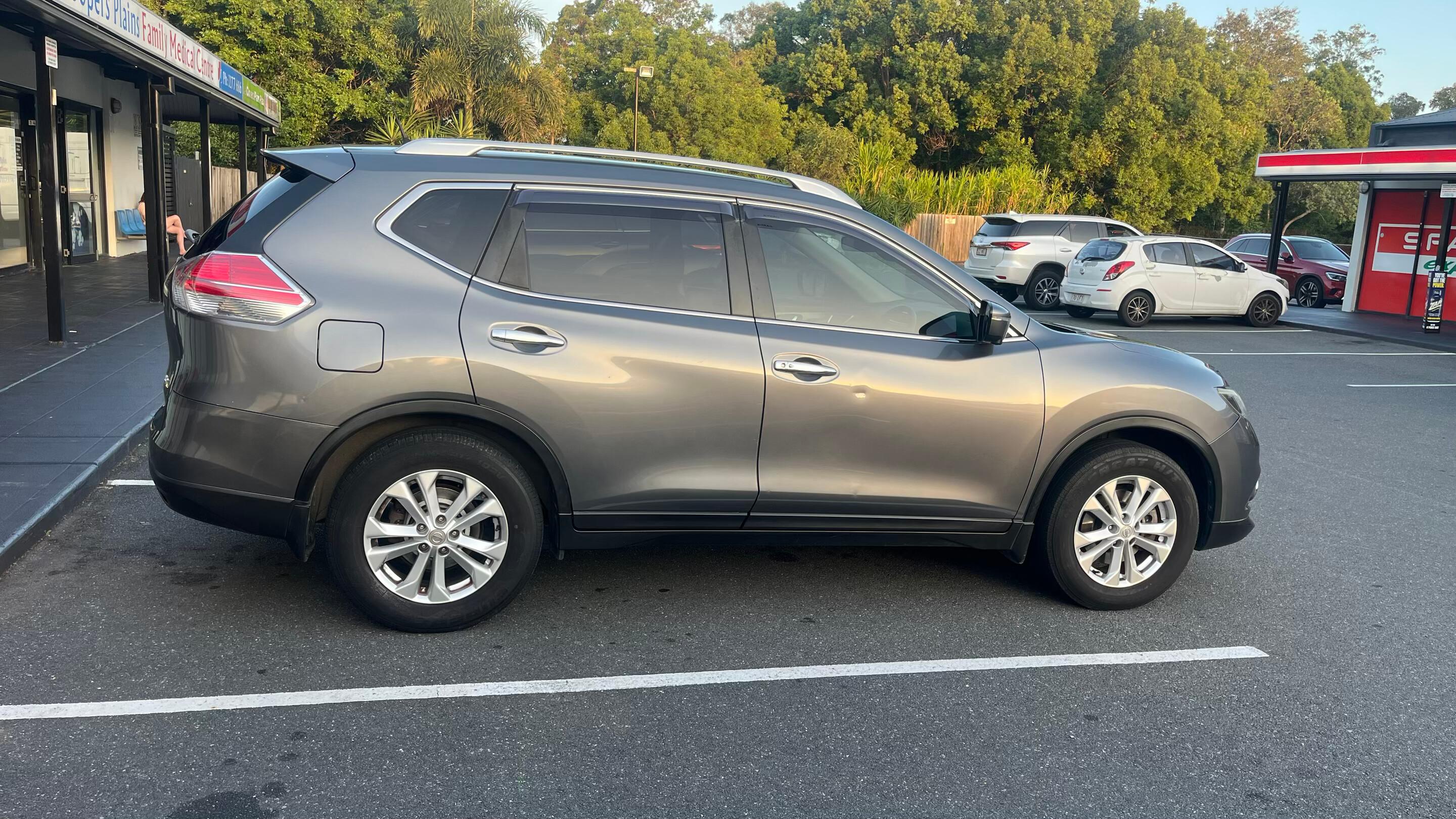 Nissan X-TRAIL 2016 in 