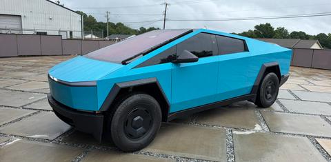 Tesla Cybertruck 2026