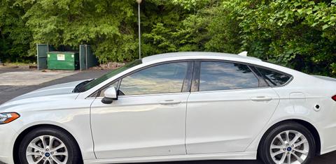 Ford Fusion Hybrid 2020