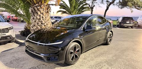 Tesla Model Y 2026