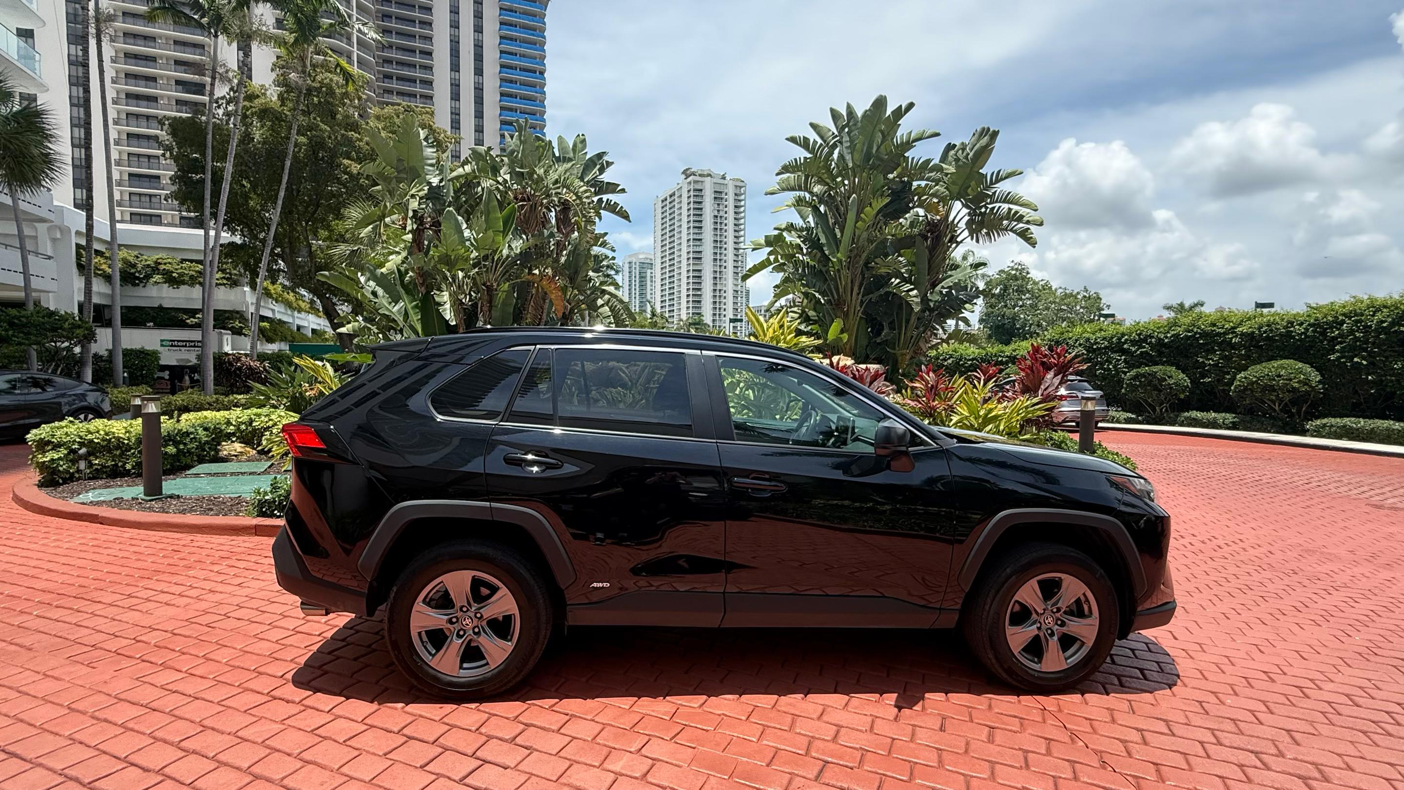 Toyota RAV4 Hybrid 2023 in Fort Lauderdale, FL