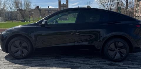 Tesla Model Y 2026