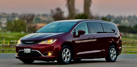 Chrysler Pacifica 2018