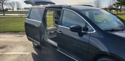 Chrysler Pacifica 2017