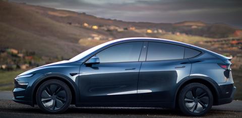Tesla Model Y 2026