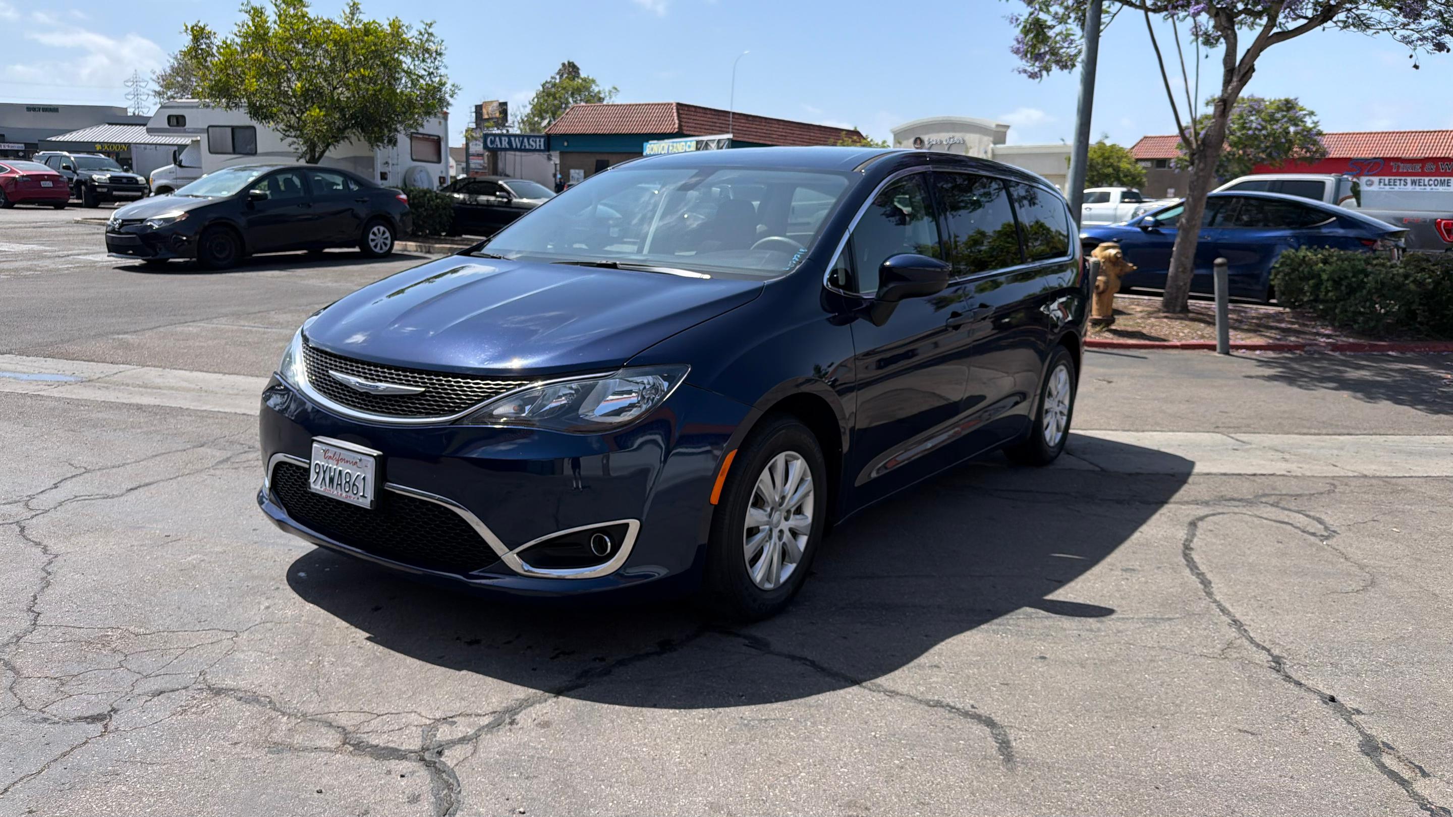 Chrysler Pacifica 2018 in 