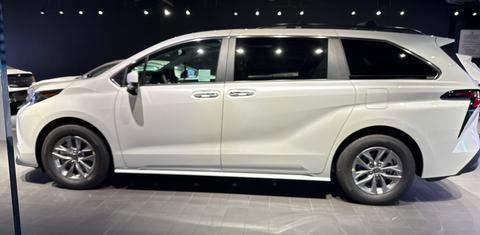 Toyota Sienna 2026