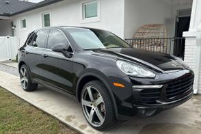Porsche Cayenne car
