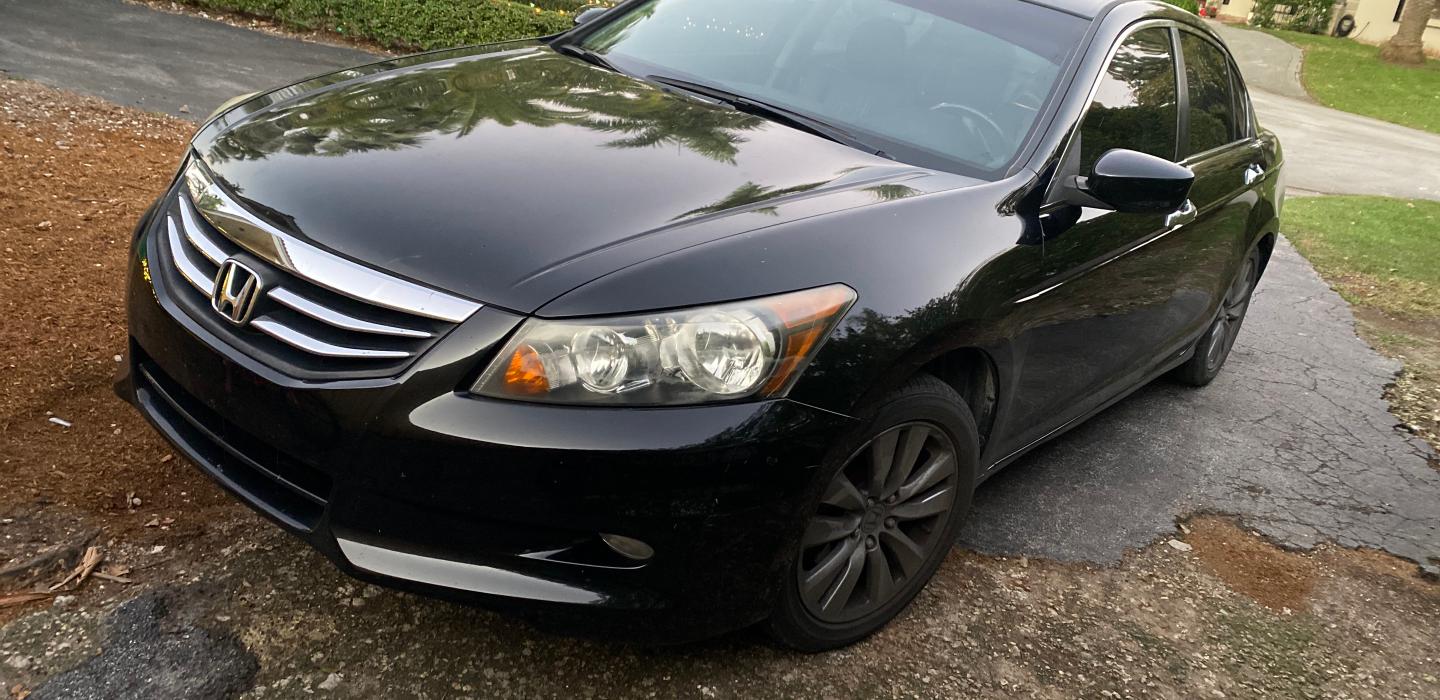 Honda Accord 2012 rental in Palmetto Bay, FL by Scott L. Turo
