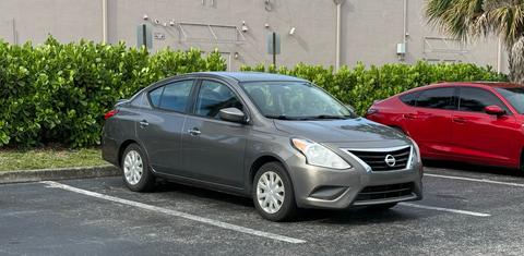 Nissan Versa 2017