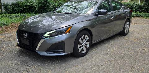 Nissan Altima 2024