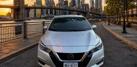Nissan Versa 2021