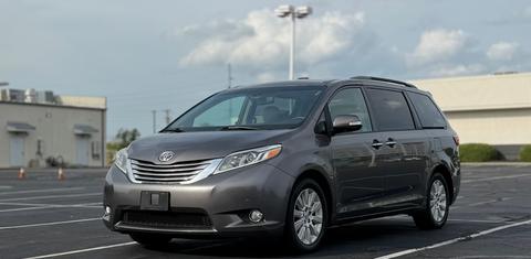 Toyota Sienna 2015