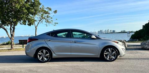 Hyundai Elantra 2015
