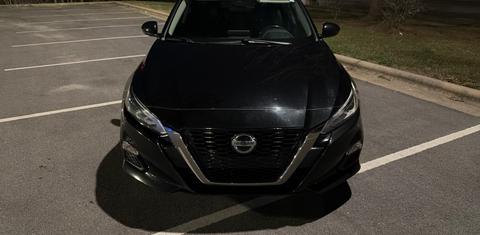 Nissan Altima 2020