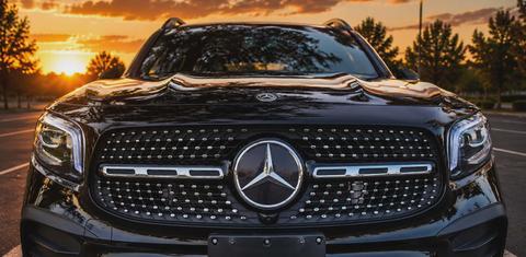 Mercedes-Benz GLB-Class 2023