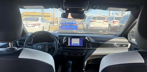 Toyota Camry Hybrid 2025