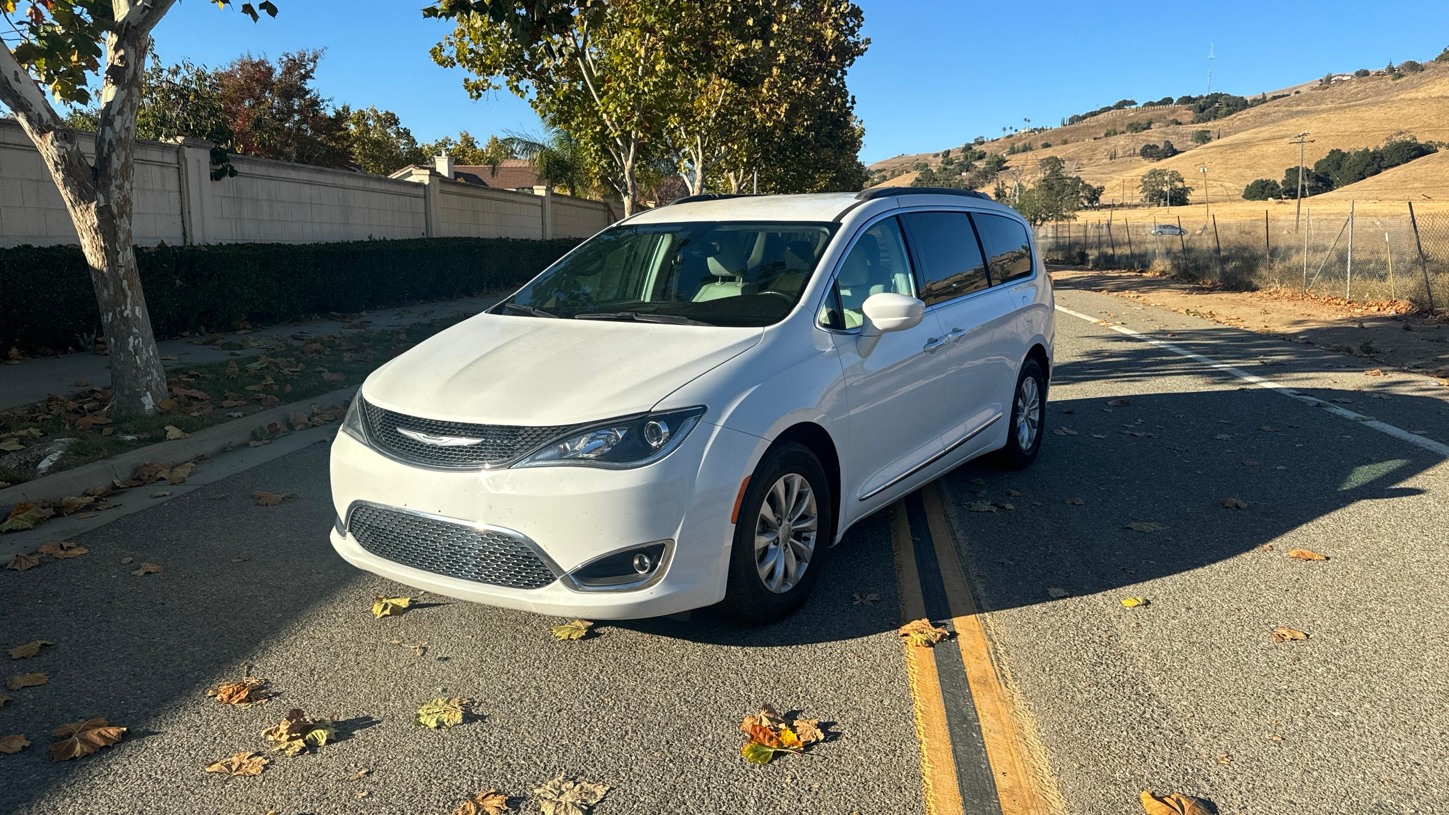 Chrysler Pacifica 2017 in San Jose, CA