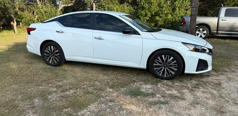 Nissan Altima 2025