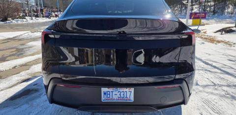 Tesla Model Y 2026