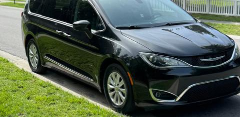 Chrysler Pacifica 2018