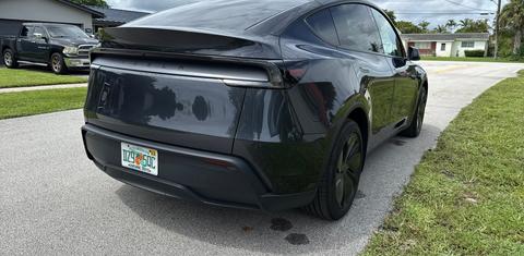 Tesla Model Y 2026