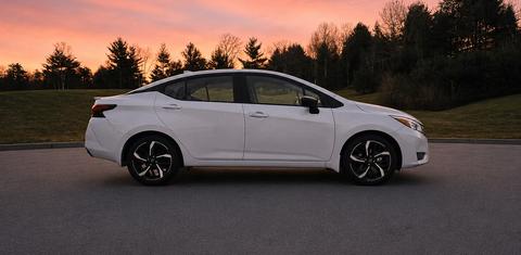 Nissan Versa 2025