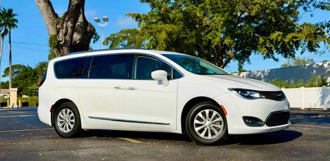 Chrysler Pacifica 2019