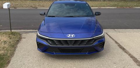 Hyundai Elantra 2025