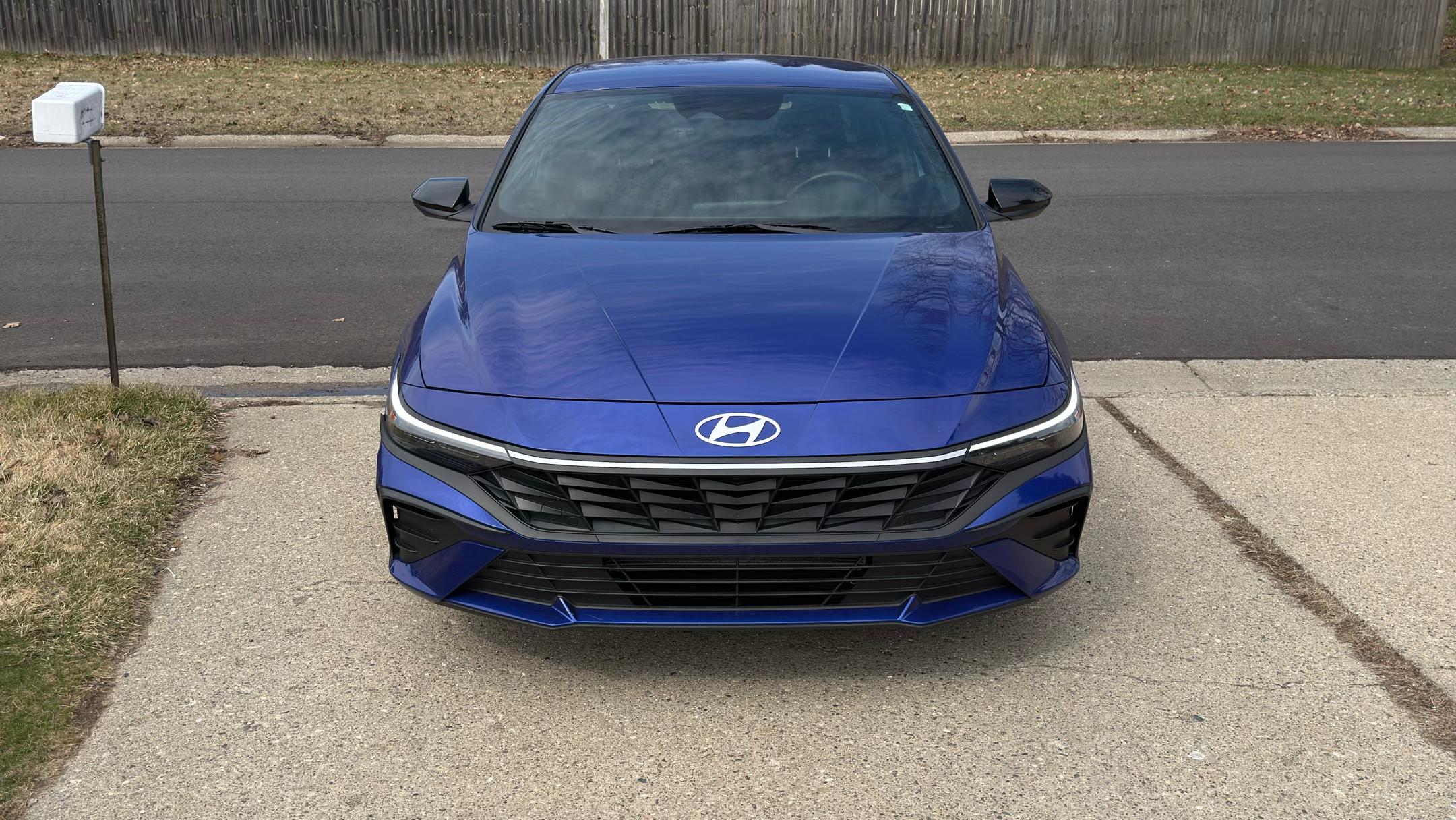 Hyundai Elantra 2025 in Mount Morris Township, MI