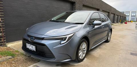 Toyota COROLLA 2024