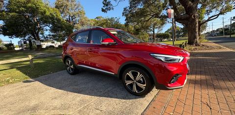 MG ZST 2025