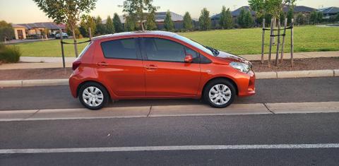 Toyota YARIS 2015