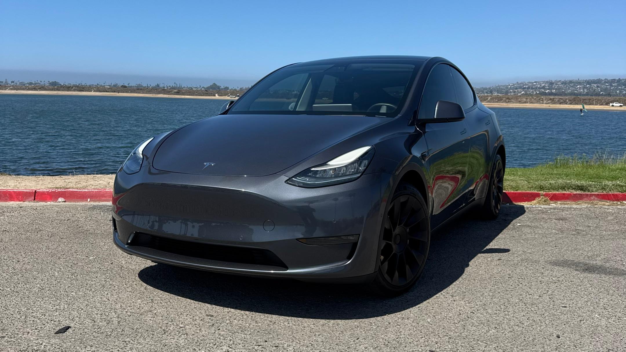 Tesla Model Y 2021 in San Diego, CA