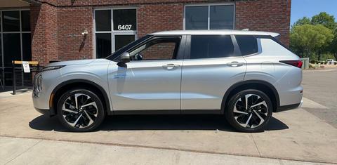 Mitsubishi Outlander Plug-In Hybrid 2025