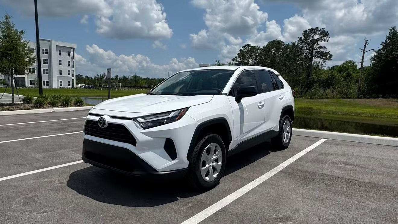 Toyota RAV4 2025 in 