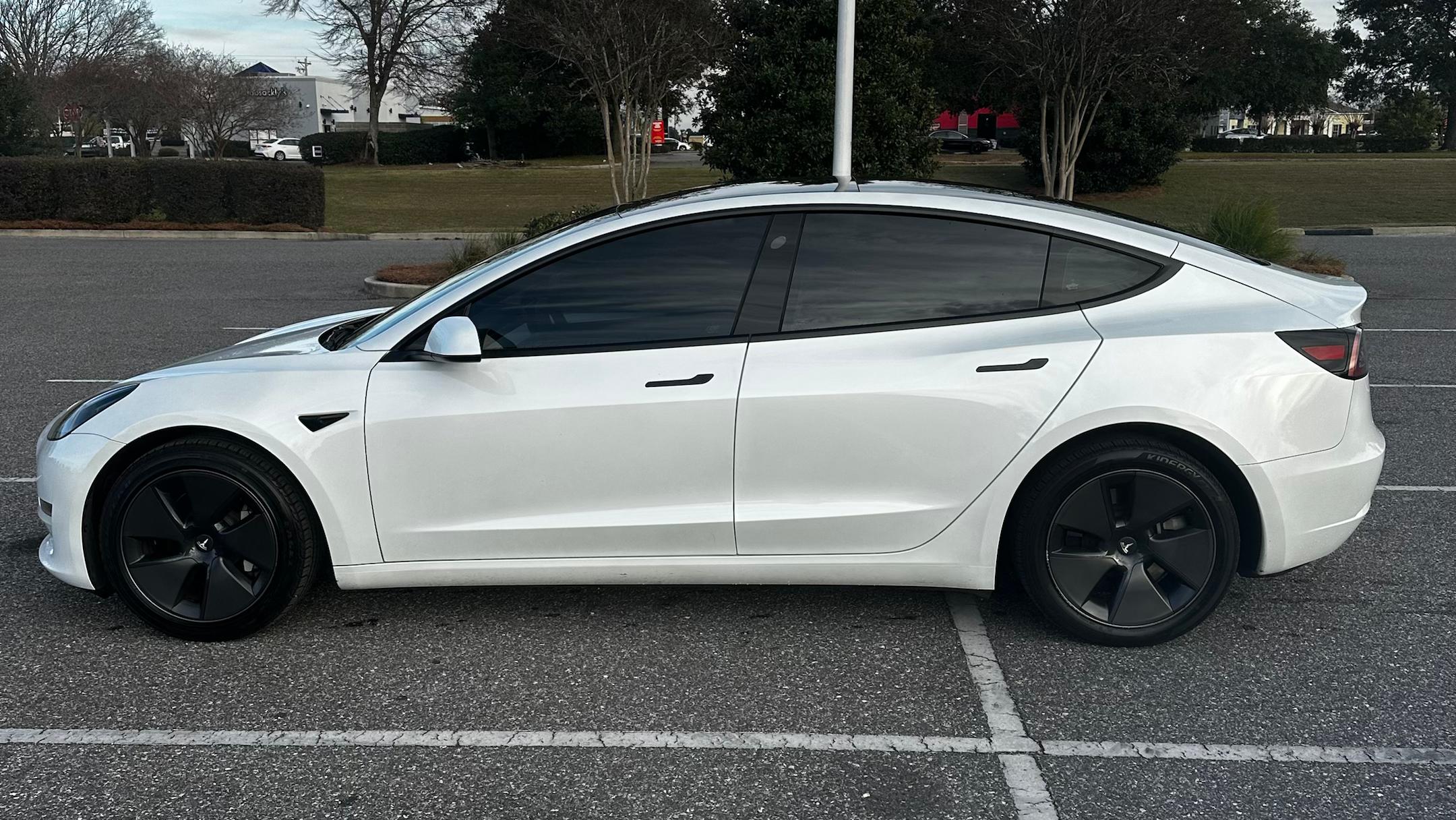 Tesla Model 3 2023 in Gulf Shores, AL