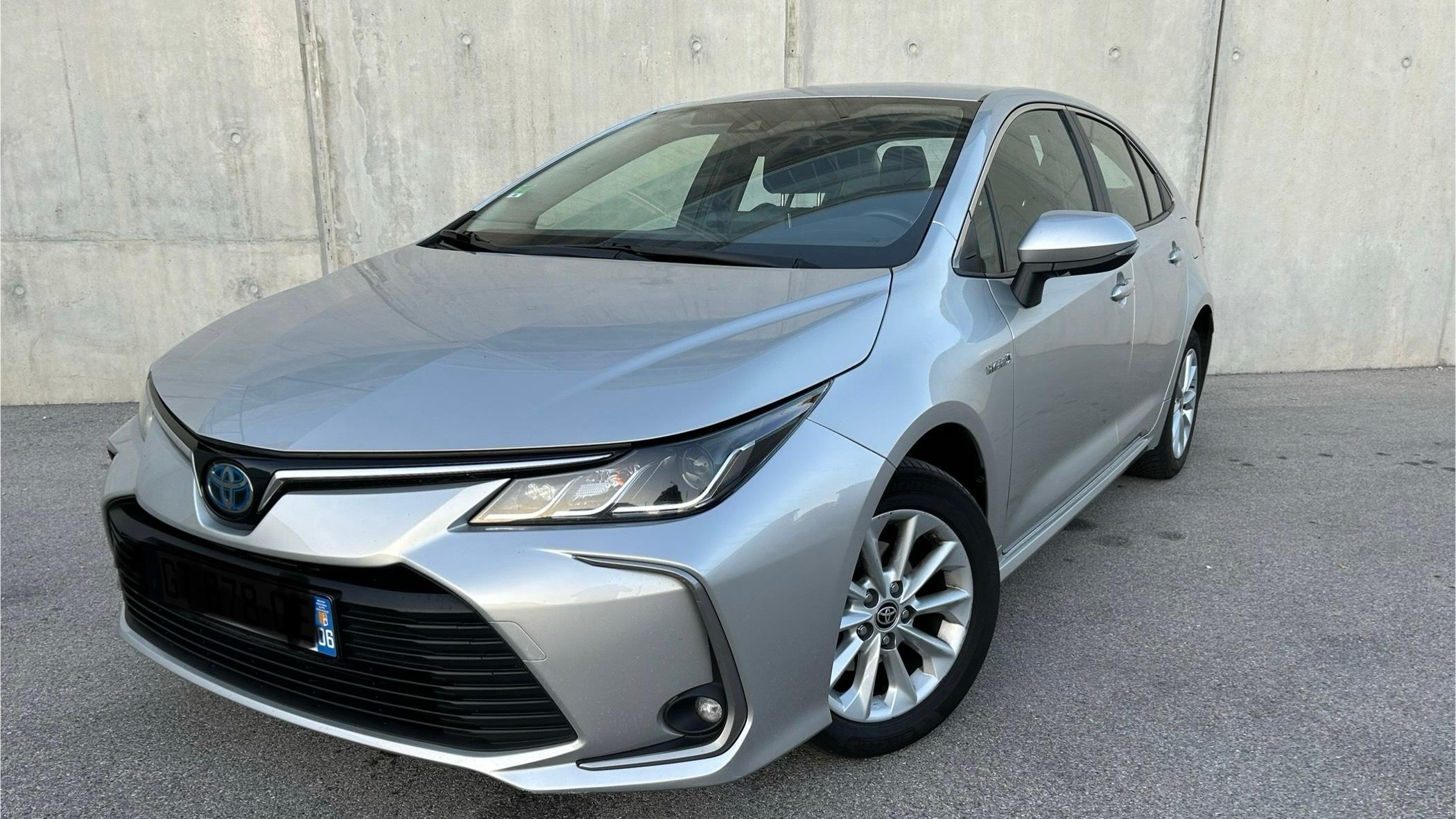 Toyota COROLLA 2020 à Cagnes-sur-mer