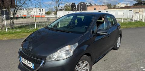 Peugeot 208 2015