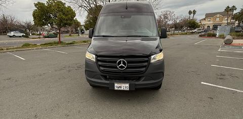 Mercedes-Benz Sprinter 2024