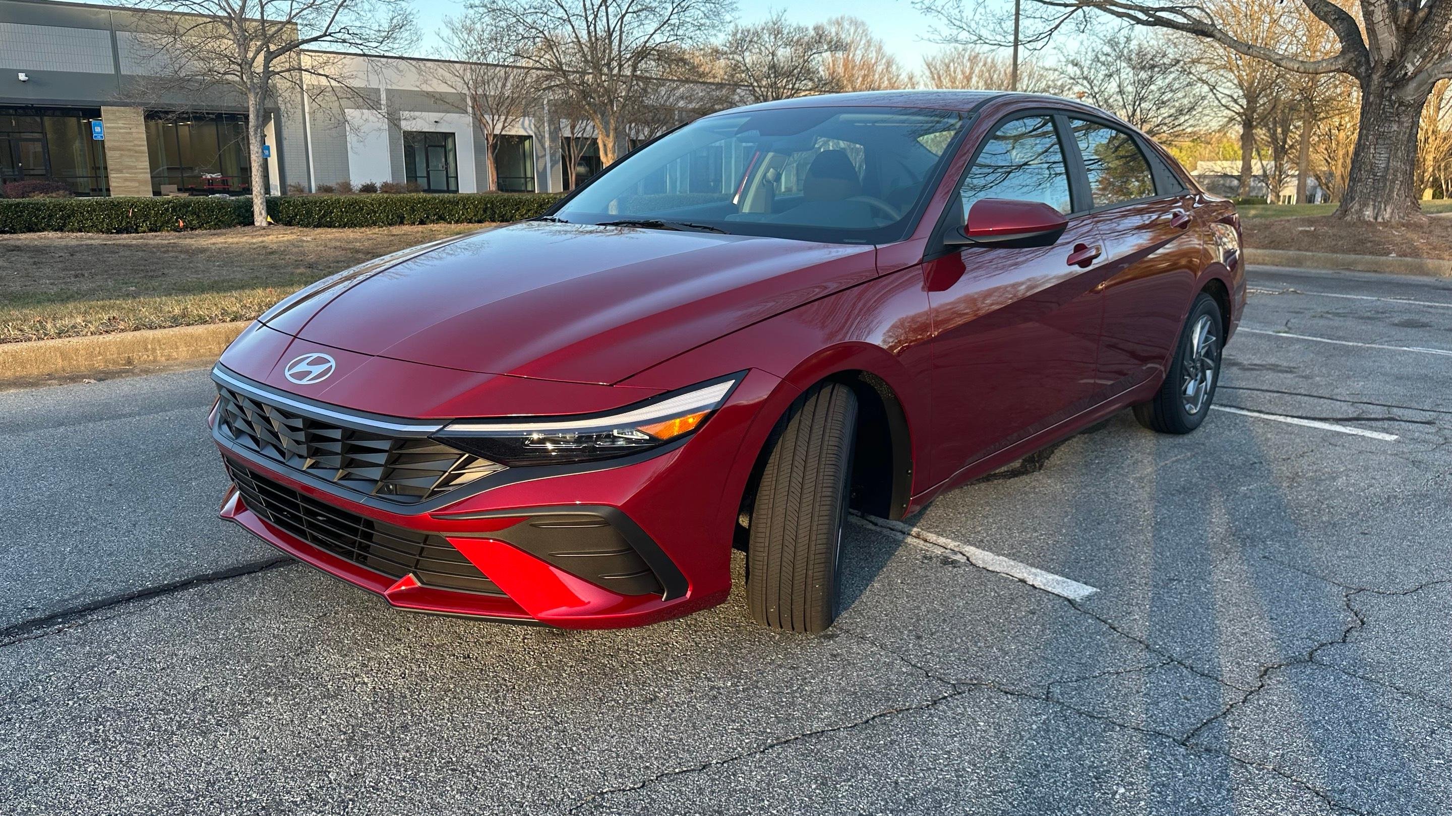 Hyundai Elantra 2024 in East Point, GA