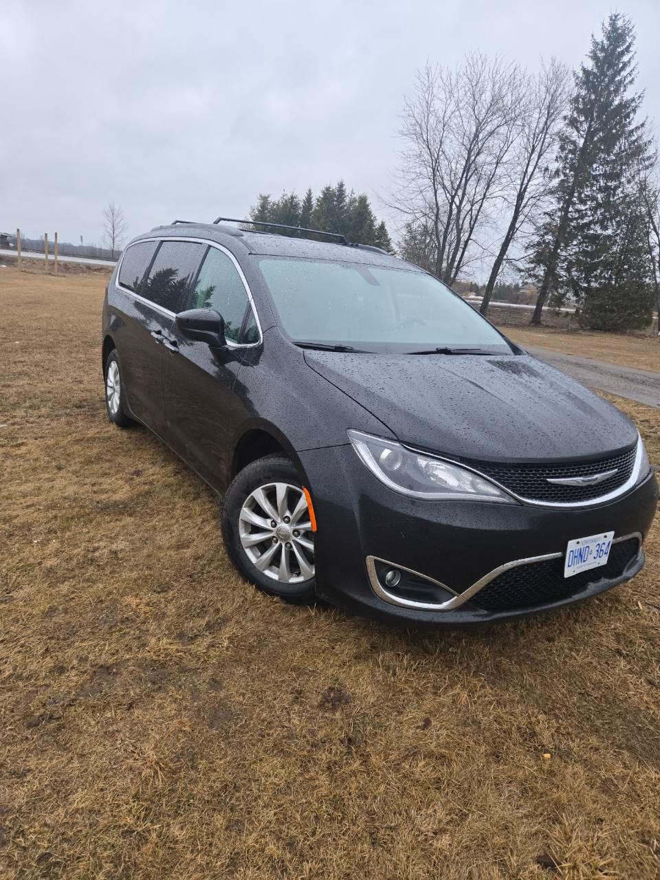 Chrysler Pacifica 2017 à 