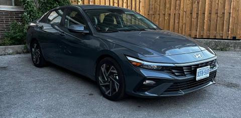 Hyundai Elantra 2024