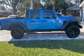 Jeep Gladiator car