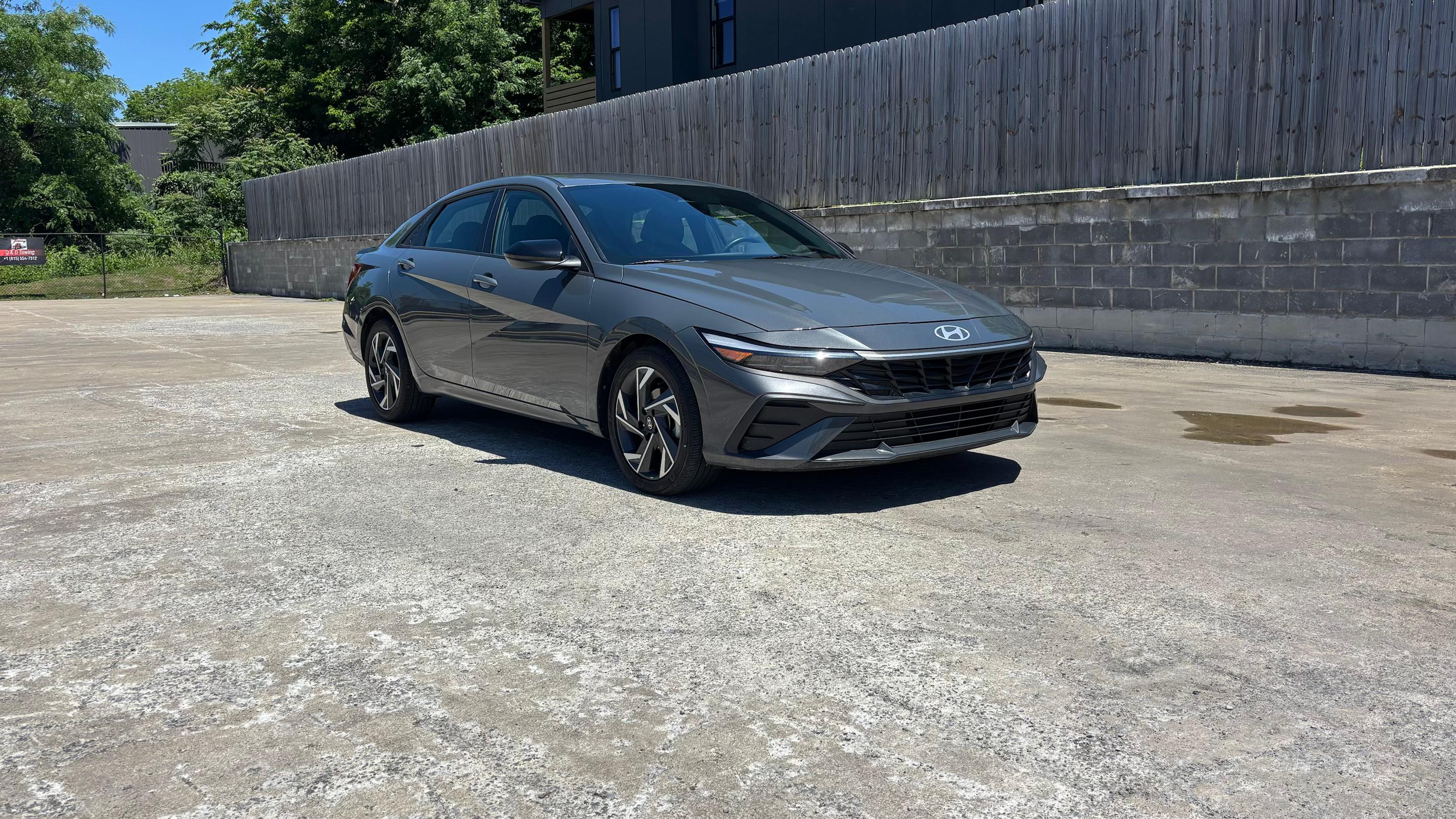 Hyundai Elantra 2025 in 