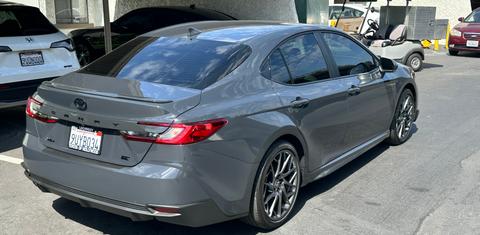 Toyota Camry Hybrid 2025