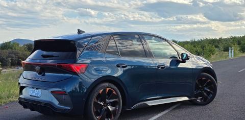 CUPRA BORN 2023