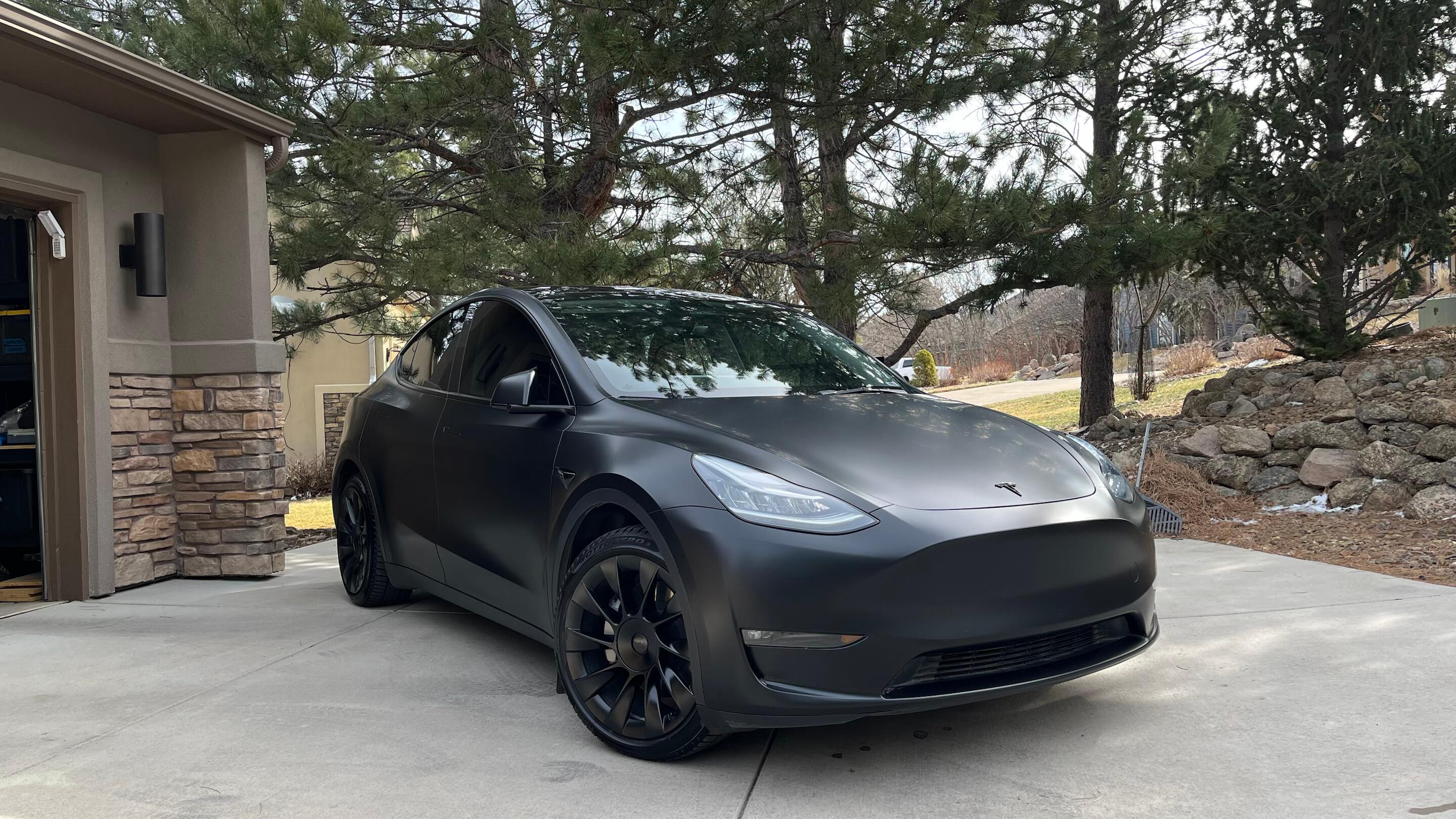 Tesla Model Y 2021 in Colorado Springs, CO