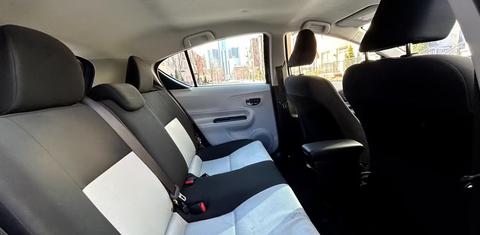 Toyota Prius c 2013