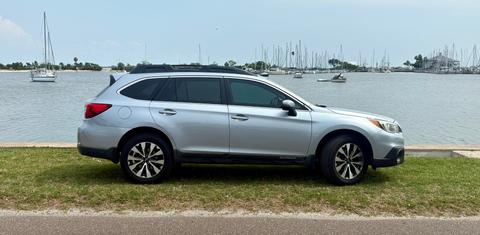 Subaru Outback 2015
